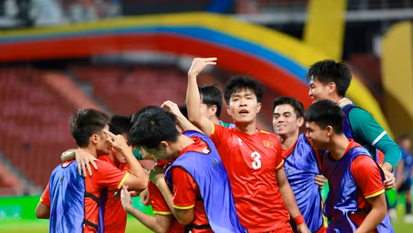 Trực tiếp SEA Games 33 ngày 18/12: Lội ngược dòng trước đội chủ nhà, U22 Việt Nam giành HCV đầy cảm xúc