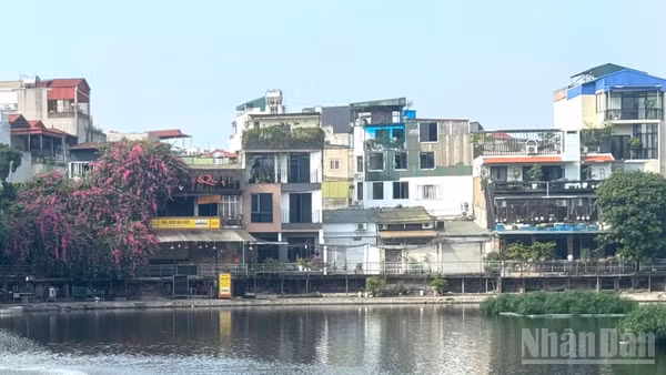 Phân khúc nhà liền thổ Hà Nội ghi nhận mức độ suy giảm. (Ảnh: HNV)