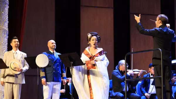 Nghệ sĩ Ưu tú Phạm Khánh Ngọc trong vai diễn Cio-Cio-San của vở opera "Madama Butterfly" (Ảnh: HBSO)