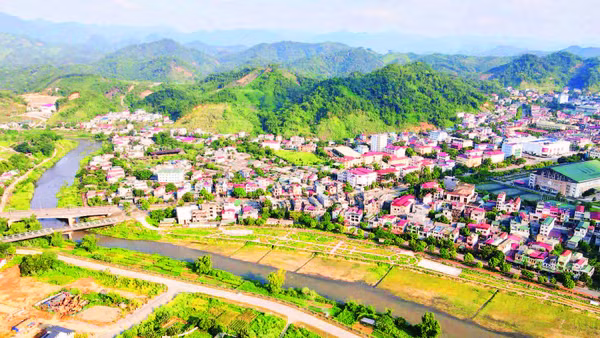 Một góc đô thị phường Bắc Kạn. (Ảnh: TUẤN SƠN)