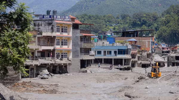 Hiện trường lũ quét tàn phá nghiêm trọng ở khu vực Nuwakot, Nepal ngày 27/8/2026. (Ảnh: THX/TTXVN) 