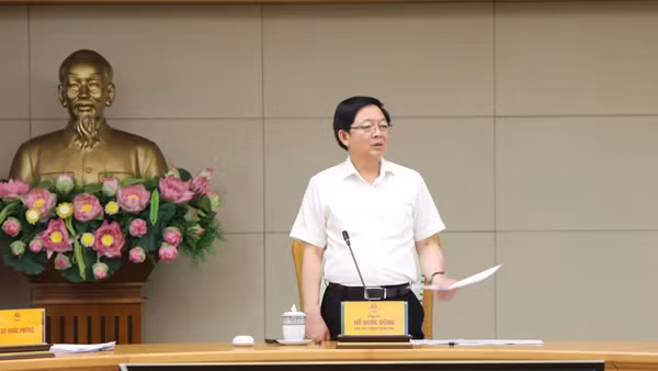 Phó Thủ tướng Hồ Quốc Dũng phát biểu tại cuộc họp với các bộ, cơ quan về tình hình triển khai các nhiệm vụ phát triển công nghệ chiến lược . (Ảnh: chinhphu.vn)
