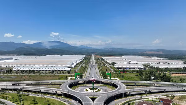 Khu công nghiệp THACO Chu Lai làm đổi thay cả vùng đất miền trung. 