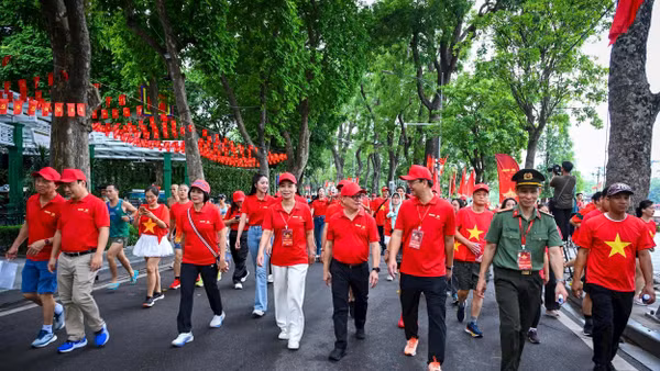 Chương trình Cùng Việt Nam tiến bước năm 2025 tích lũy hơn sáu tỷ bước chân. Ảnh: Thành Đạt