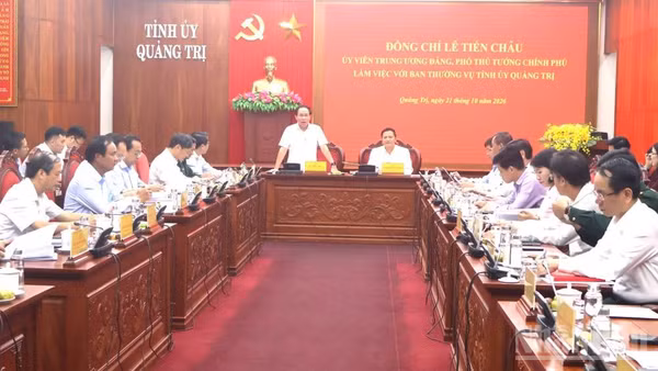 Quang cảnh buổi làm việc của Phó Thủ tướng Lê Tiến Châu và đoàn công tác Trung ương với tỉnh Quảng Trị. (Ảnh: HG)