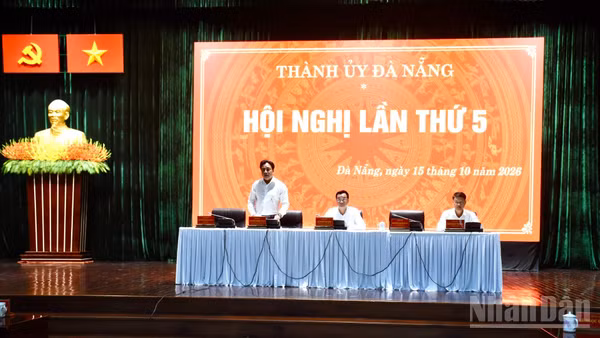 Khai mạc Hội nghị Ban Chấp hành Đảng bộ thành phố Đà Nẵng lần thứ 5. (Ảnh: ANH ĐÀO)