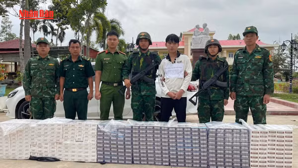 [Video] Bắt giữ ô tô vận chuyển gần 4.000 bao thuốc lá ngoại nhập lậu tại Tây Ninh