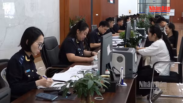 [Video] Đề xuất đổi mới thủ tục hải quan, tạo thuận lợi cho hoạt động xuất nhập khẩu