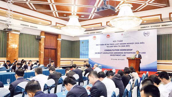 Hiến định quyền kinh doanh và bước chuyển về tư duy quản lý