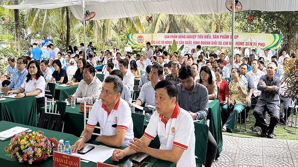 Một góc quang cảnh buổi tọa đàm.