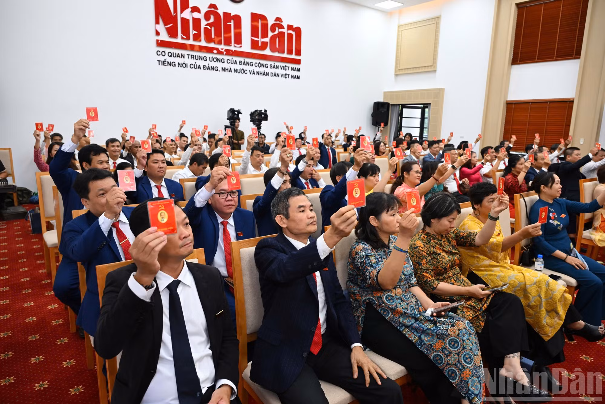 ndo_br_z6950560713556-97dfc9c3a0572adad3432a7f822396d6.jpg