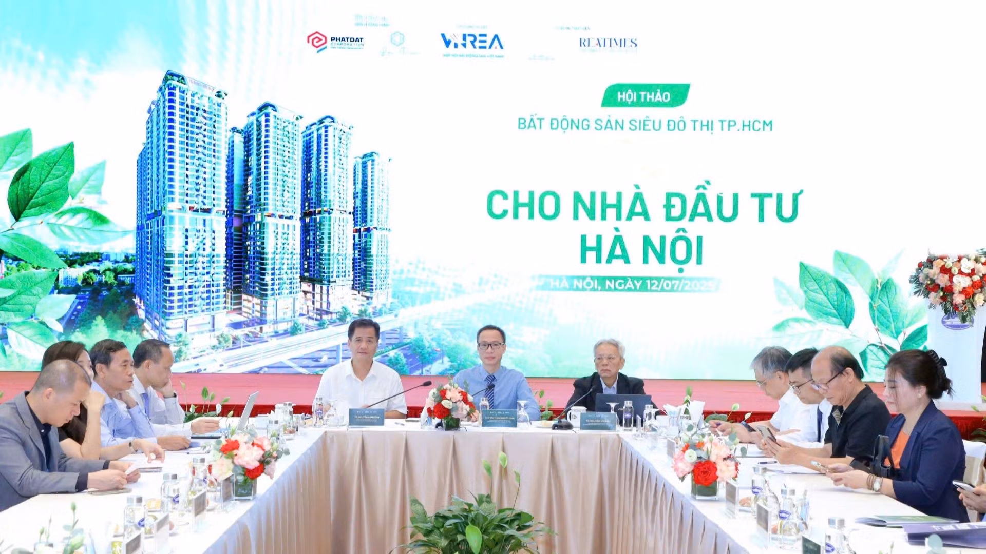 Hội thảo thu hút đông đảo đại biểu tham dự. (Ảnh: HNV)