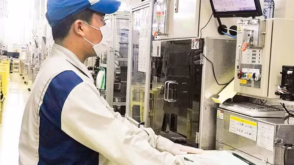 Hoạt động sản xuất tại Công ty TNHH Mektec Manufacturing Việt Nam, Khu công nghiệp Thăng Long II, tỉnh Hưng Yên.