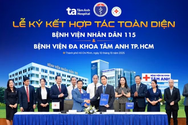 Lễ ký kết có sự chứng kiến của Phó Giáo sư, Tiến sĩ Tăng Chí Thượng - Giám đốc Sở Y tế Thành phố Hồ Chí Minh; Phó Giáo sư, Tiến sĩ Nguyễn Anh Dũng - Phó Giám đốc Sở Y tế Thành phố Hồ Chí Minh cùng lãnh đạo hai bệnh viện.