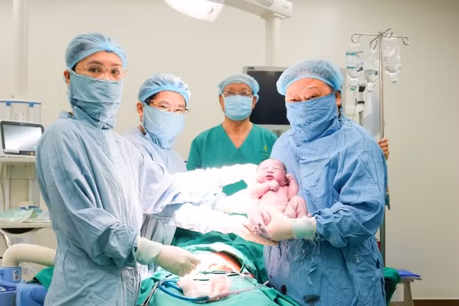 Sự ra đời của “em bé US-HIFU” đánh dấu một cột mốc quan trọng của y học Việt Nam.