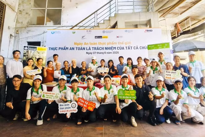 Chiến dịch truyền thông quy tụ các cơ quan quản lý nhà nước, nhà khoa học, doanh nghiệp, cộng đồng địa phương và sinh viên.