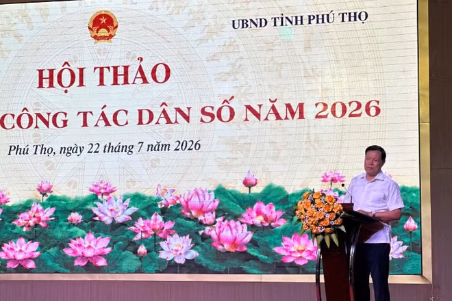 Thứ trưởng Y tế Đỗ Xuân Tuyên phát biểu tại hội thảo.
