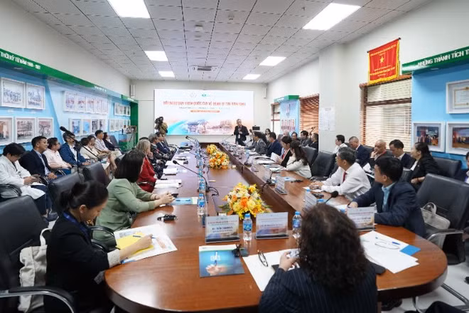 Hội nghị bàn tròn quốc gia đầu tiên về bệnh tim bẩm sinh và tim trẻ em.