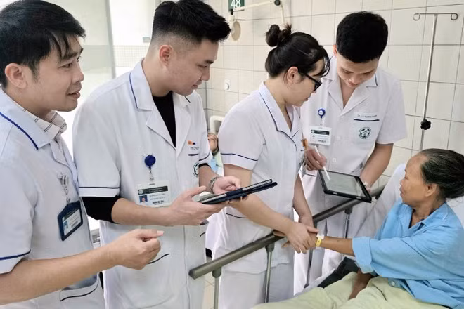 Bệnh viện Bạch Mai triển khai công tác khám chữa bệnh, bảo đảm an toàn cho người bệnh xuyên kỳ nghỉ lễ. 