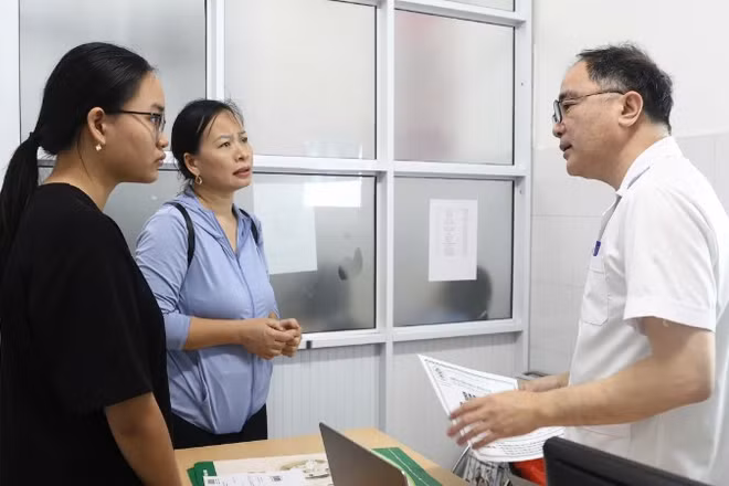 Việc phát hiện sớm bệnh lý cong vẹo cột sống có ý nghĩa rất quan trọng, hạn chế nguy cơ phải phẫu thuật.