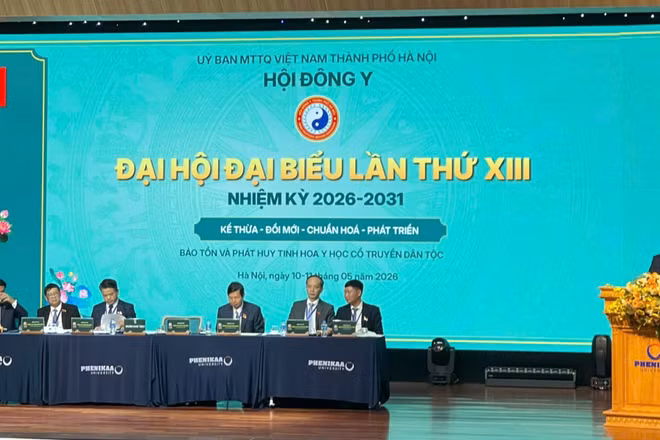Hội Đông y thành phố Hà Nội tổ chức Đại hội đại biểu Hội Đông y thành phố Hà Nội lần thứ XIII, nhiệm kỳ 2026-2031 với sự tham gia của hơn 400 hội viên.