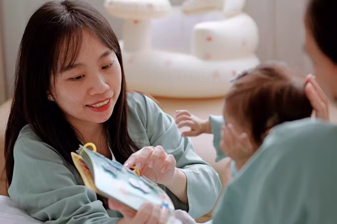 Mẹ hiến một phần lá gan cho con gái.