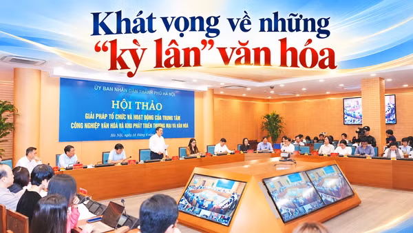 Hội thảo “Giải pháp tổ chức và hoạt động của Trung tâm công nghiệp văn hóa và khu phát triển thương mại và văn hóa” do Ủy ban nhân dân Thành phố Hà Nội tổ chức. (Ảnh: PV)