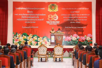 Quang cảnh cuộc gặp. (Ảnh: HẢI TIẾN)