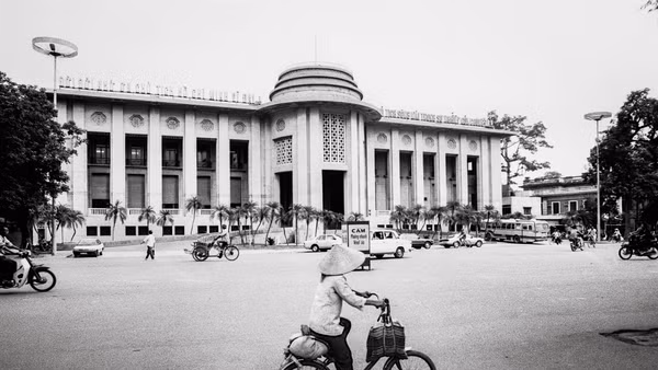 "Gặp lại" Hà Nội đầu thập niên 1990 qua ống kính Andy Soloman