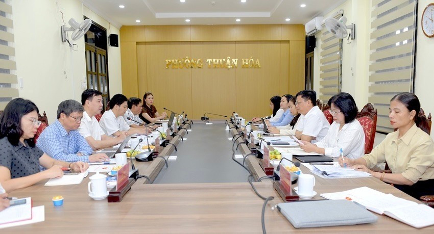 Huế cần huy động nguồn lực, gắn bảo tồn với phát triển văn hóa bền vững Huế cần huy động nguồn lực, gắn bảo tồn với phát triển văn hóa bền vững