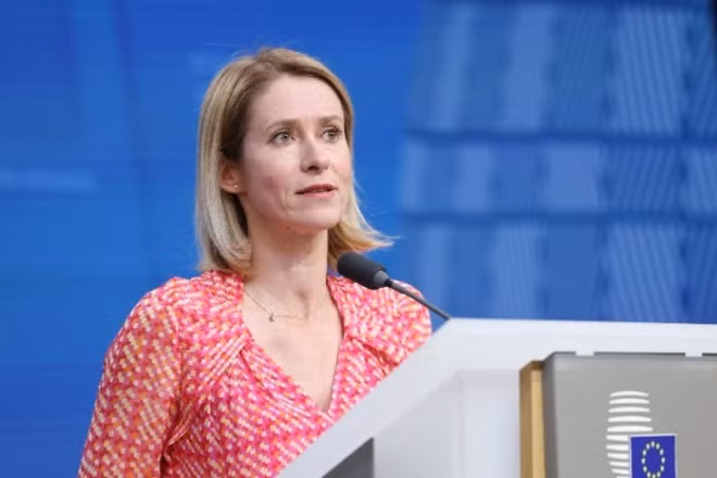 Đại diện cấp cao phụ trách chính sách đối ngoại của Liên minh châu Âu (EU), bà Kaja Kallas phát biểu trong một cuộc họp báo tại Brussels, Bỉ. (Ảnh: THX/TTXVN)
