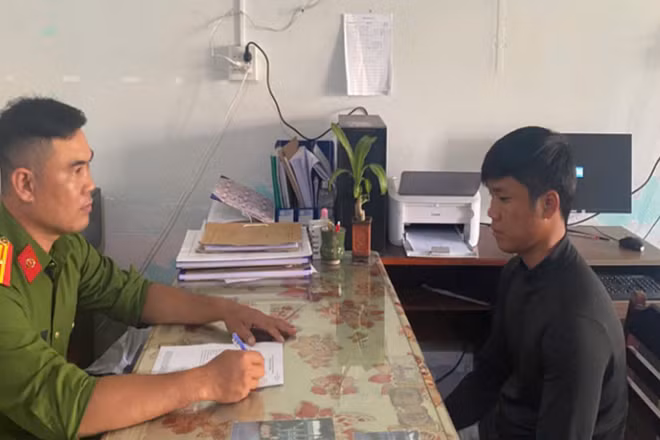 Đối tượng Lộc tại cơ quan công an.