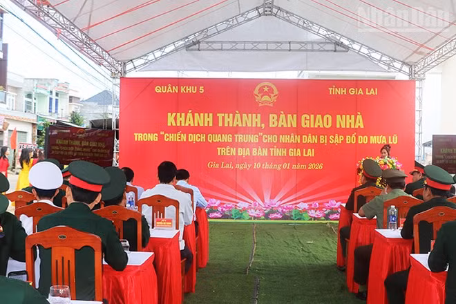Quang cảnh buổi lễ.