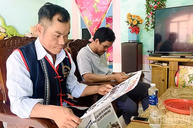 Báo chí đồng hành cùng đồng bào dân tộc thiểu số tại các xã vùng sâu vùng xa.