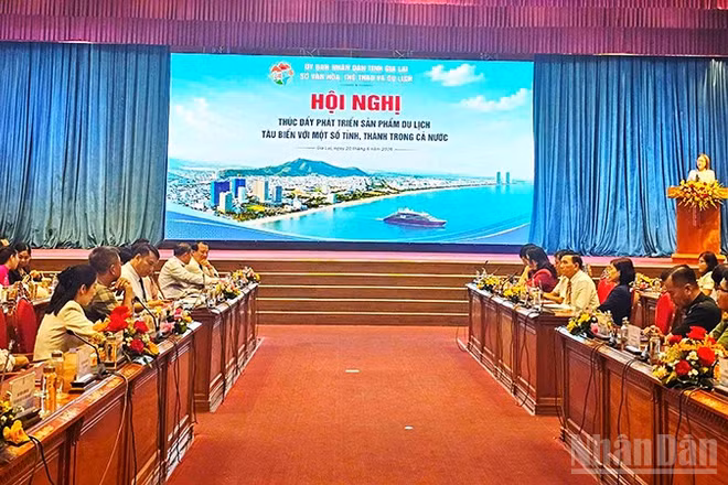 Quang cảnh hội nghị