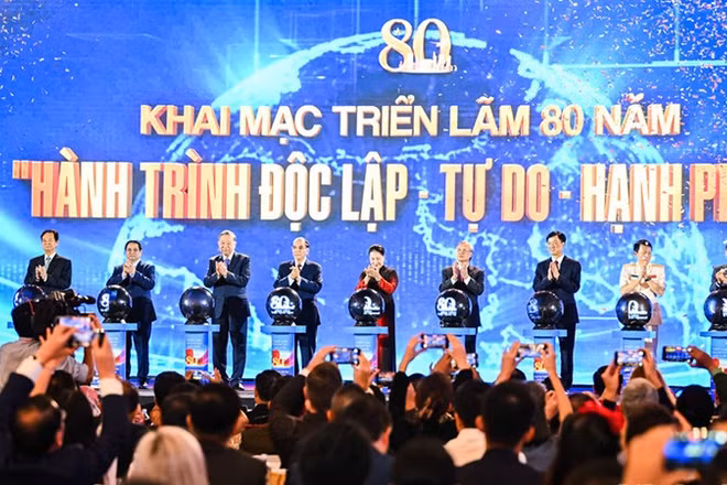 [Video] Khai mạc Triển lãm Thành tựu đất nước “80 năm Hành trình Độc lập - Tự do - Hạnh phúc”