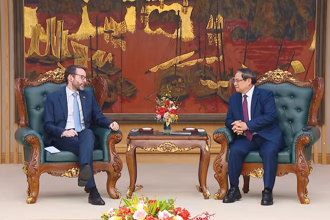 [Video] Thủ tướng Phạm Minh Chính tiếp Đại sứ Anh tại Việt Nam
