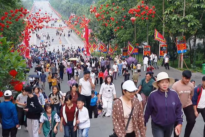 [Video] Phú Thọ đón hơn 6 triệu lượt du khách dịp Giỗ Tổ Hùng Vương