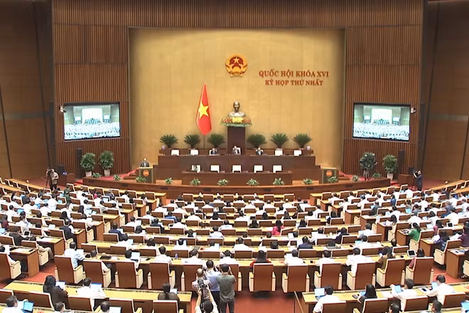 [Video] Kỳ họp thứ nhất, Quốc hội khóa XVI bước vào ngày làm việc thứ năm