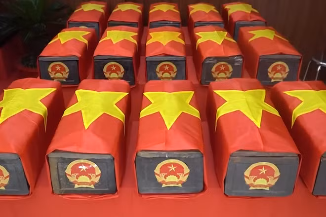 [Video] Đã quy tập 29 bộ hài cốt liệt sĩ tại Công viên Lê Thị Riêng