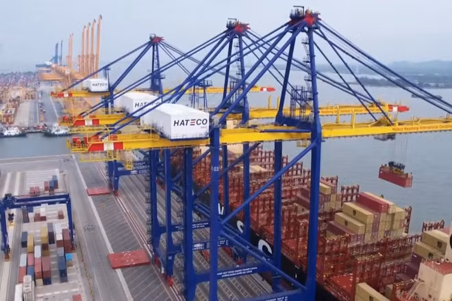[Video] 8 nhóm ngành xuất nhập khẩu chịu tác động lớn do xung đột Trung Đông