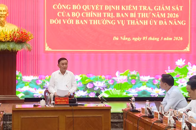 [Video] Công bố quyết định kiểm tra, giám sát đối với Ban Thường vụ Thành ủy Đà Nẵng