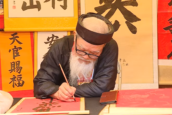 [Video] Văn Miếu - Quốc Tử Giám vào mùa chữ Xuân 