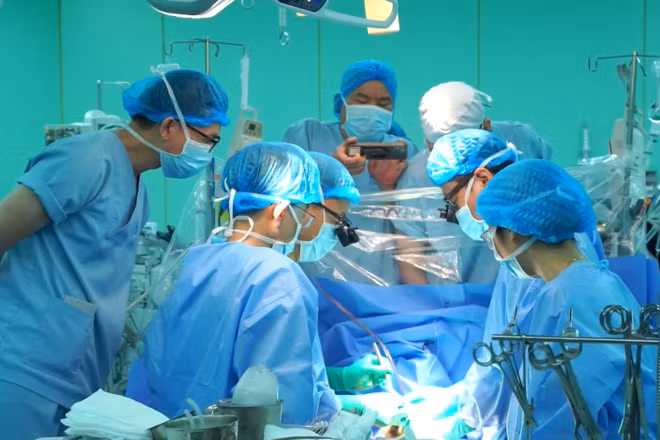 [Video] Trái tim xuyên Việt, mang lại sự sống cho bệnh nhi 11 tuổi