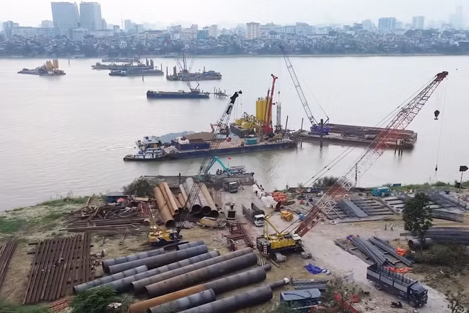 [Video] Cầu Trần Hưng Đạo thi công xuyên Tết, quyết tâm về đích giữa năm 2027