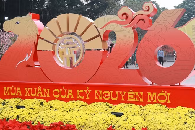 [Video] Hà Nội bình yên sáng mùng 1 Tết Bính Ngọ 2026