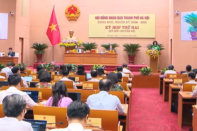 [Video] Hà Nội chưa xem xét đề án cấm xe máy xăng theo giờ tại vùng lõi Hoàn Kiếm