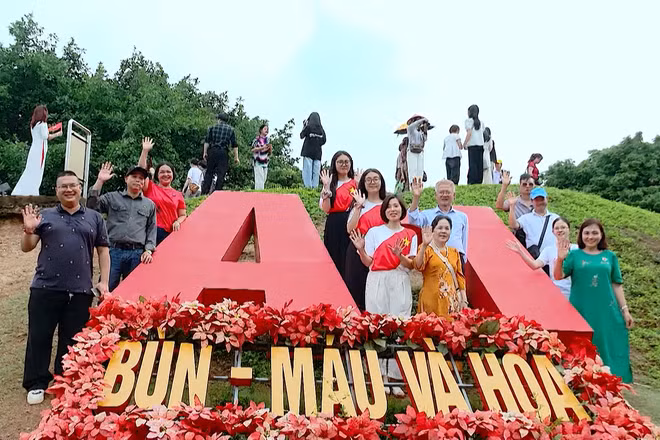 [Video] Tháng Năm trên mảnh đất Điện Biên lịch sử