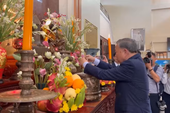 [Video] Tổng Bí thư, Chủ tịch nước Tô Lâm thăm di tích Bác Hồ tại Thái Lan