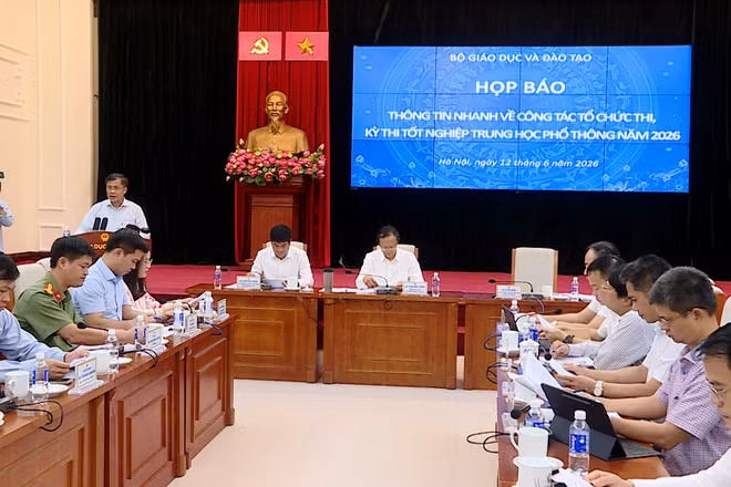 [Video] Họp báo kỳ thi tốt nghiệp: “Nóng” đề Ngữ văn